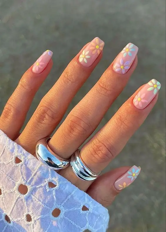 best summer nails trends for 2022